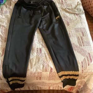 Venom joggers